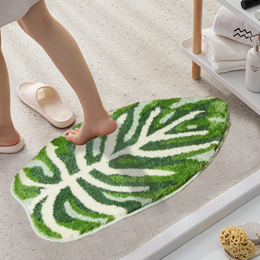 OEM Design Monstera Leaf Foot Mat Non Slip Microfiber Bath Mat Ultra Soft Washable Plant Leaves Shaped Tufted Rug
