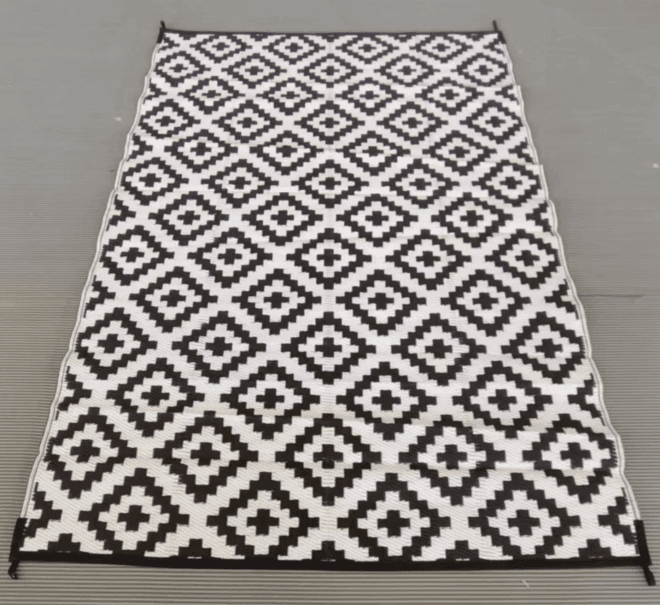 Waterproof Camping Carpet Mat with Polypropylene Material Plastic Straw Rug Pad Washable Feature Indoor Rug