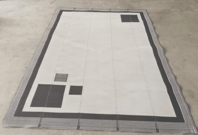 Waterproof Camping Carpet Mat with Polypropylene Material Plastic Straw Rug Pad Washable Feature Indoor Rug