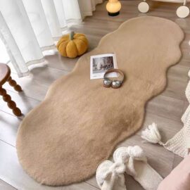 Minimalist Solid-Color Area Rug Unique-Shaped for Home Use for Bedside and Bedroom