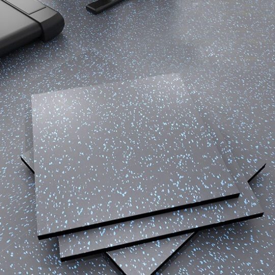 Rubber floor mat
