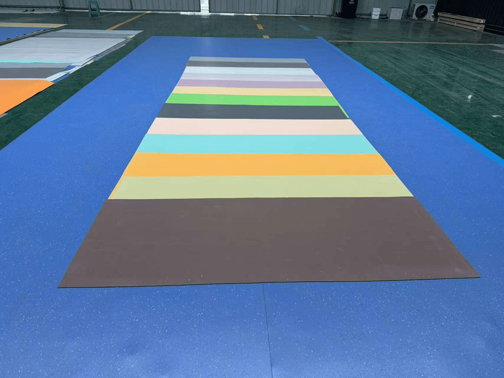 EPDM Rubber Floor and Mat Flexible Anti-Slip Environmental Protection Impact Resistance Waterproof Used for Home Gym Hospital